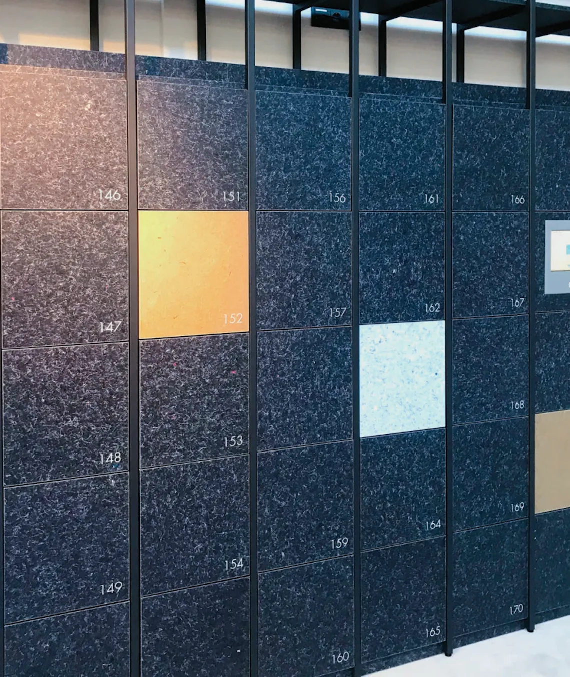 locker-02